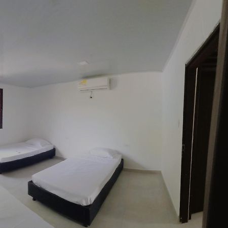 Hostal Casa Jak Santa Marta Bed & Breakfast Exterior photo