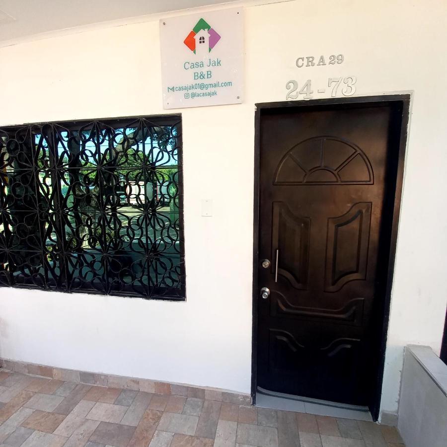 Hostal Casa Jak Santa Marta Bed & Breakfast Exterior photo