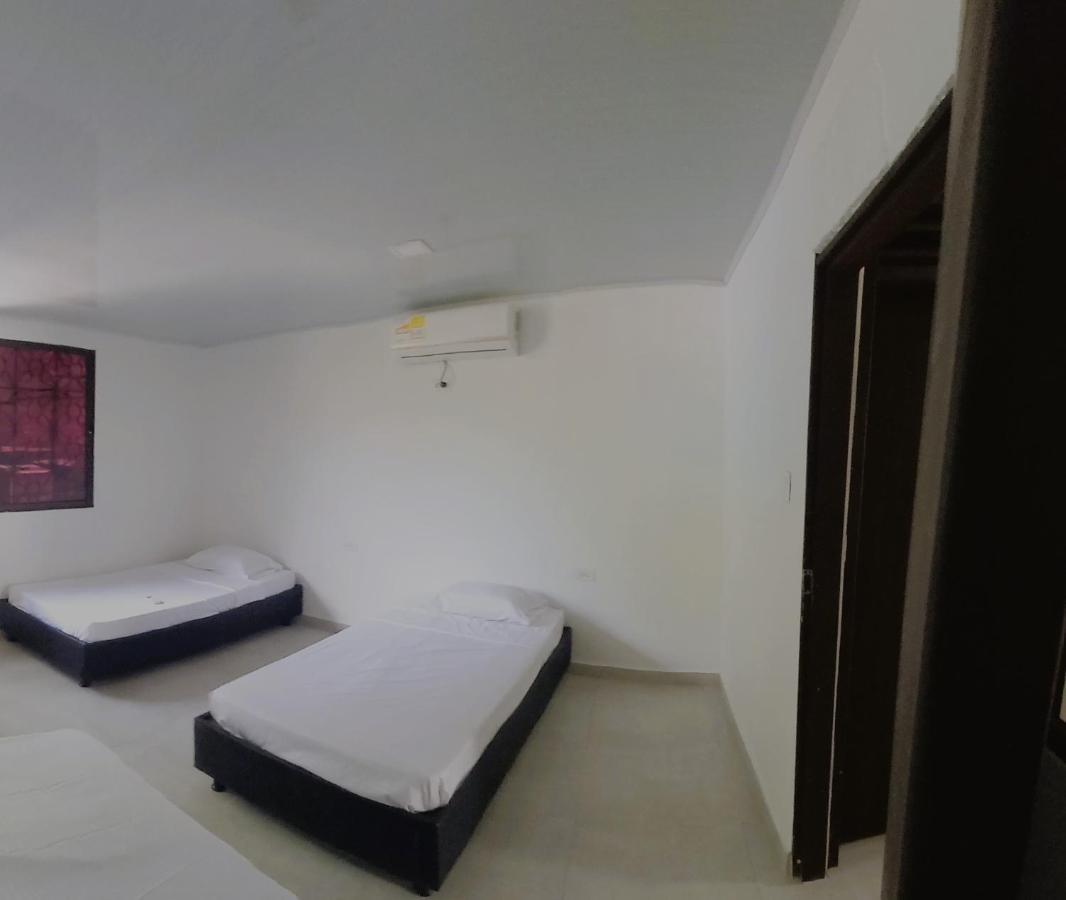 Hostal Casa Jak Santa Marta Bed & Breakfast Exterior photo