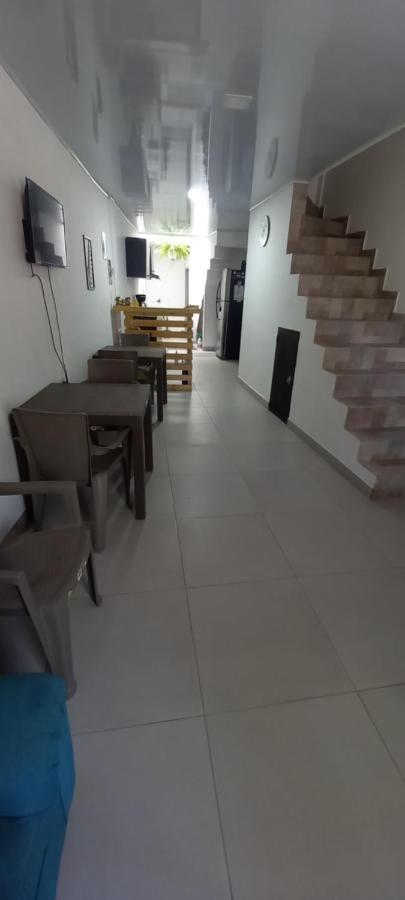 Hostal Casa Jak Santa Marta Bed & Breakfast Exterior photo